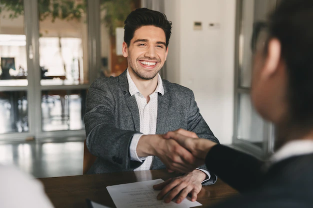OJT (On-the-job Training): 4 Common Myths Busted! 6 OJT