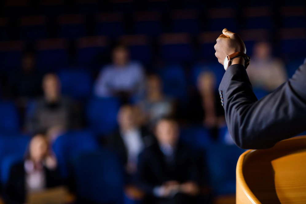 Can You Alter Employee Behavior in Your Workplace? Consider These 6 Powerful Strategies! 6 employee behavior