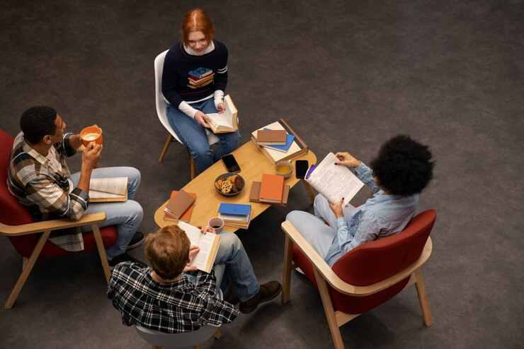 Bridging Disciplines: How Do Learning Paths Connect Diverse Knowledge Spheres? 3 learning paths